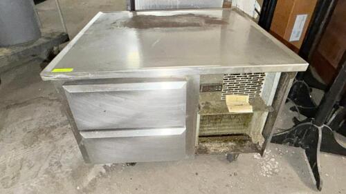 36" TWO DRAWER REFRIGERATED CHEFS BASE.