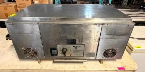 HOLMAN COMMERCIAL CONVEYOR TOASTER OVEN WITH FRONT CONTROL PANEL, VARIABLE SPEED DIAL, AND WIRE CONVEYOR BELT