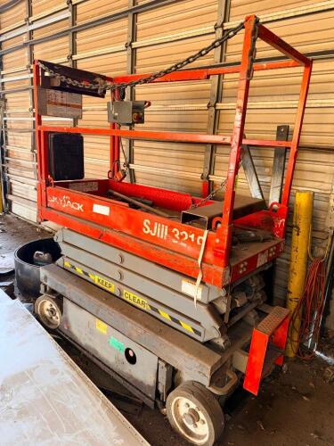 SKYJACK SJIII 3219 ELECTRIC SCISSOR LIFT