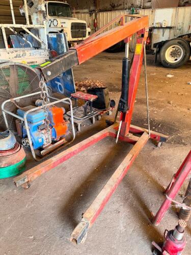 HEAVY DUTY CHERRY PICKER.