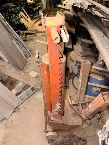 HEAVY DUTY JACK STAND