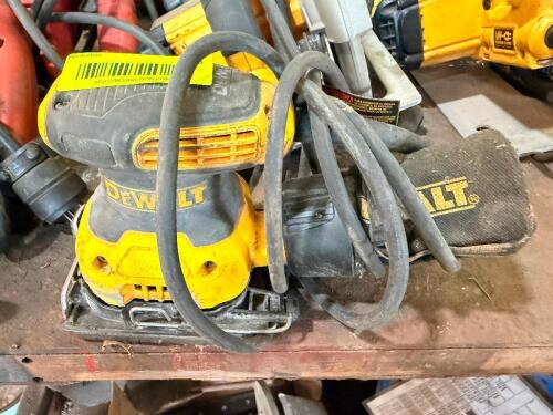 DEWALT ELECTRIC PALM SANDER