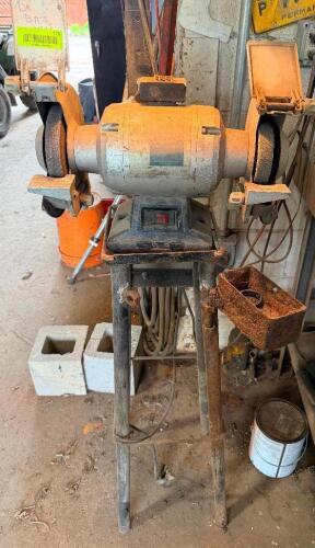 DOUBLE END BENCH GRINDER W/ STAND.