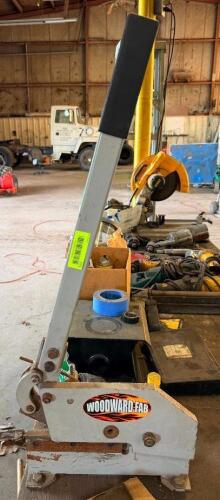 WOODWARD-FAB BENCH-MOUNT METAL SHEAR / HAND LEVER SHEAR, MANUAL SHEET METAL CUTTER