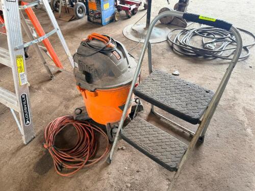 SHOPVAC, STEP LADDER, AND EXTENSION CORD.