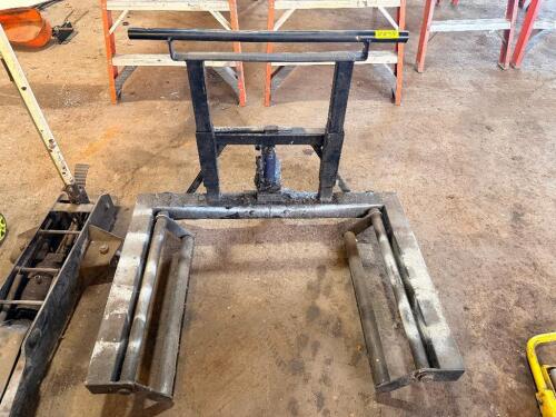 HYDRAULIC DRUM LIFT / DRUM HANDLING CART WITH CRADLE ROLLERS AND HAND PUMP, STEEL FRAME