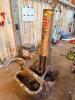 GRAY HEAVY DUTY INDUSTRIAL BUMPER JACK.