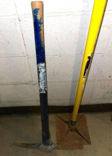 TAMPER AND PICK AXE
