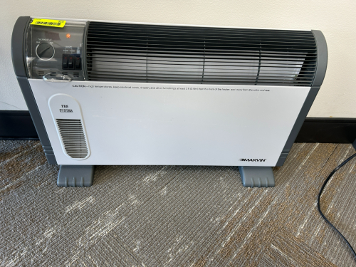 FAN SYSTEMS 24" BASEBOARD ELECTRIC HEATER.