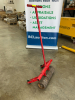 HEAVY DUTY VINYL ROLLER. - 4