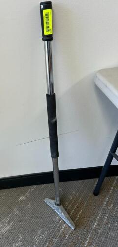 HEAVY DUTY SCRAPPING TOOL