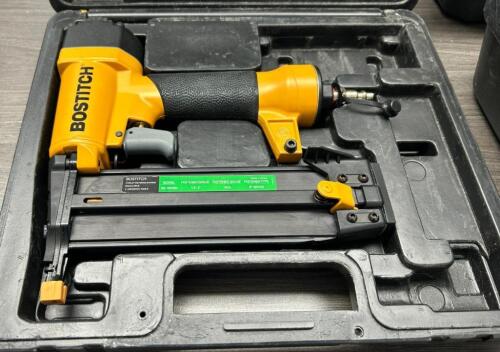 BOSTITCH MAGNESIUM PNEUMATIC FLOORING NAILER.