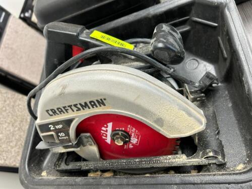CRAFTSMAN 7 1/4" CIRC SAW W/ CASE.