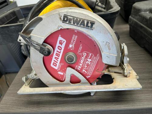 DEWALT 7 1/4" CIRC SAW.