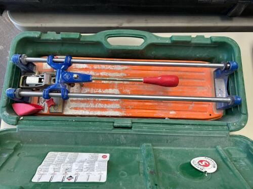 RUBI TS-40 TILE CUTTER AND CASE.