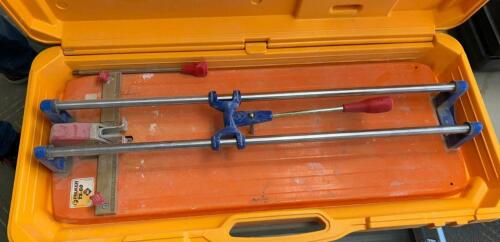 FELKER TS-60 TILE CUTTER.