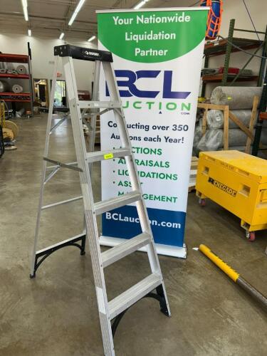 6' ALUMINUM LADDER.