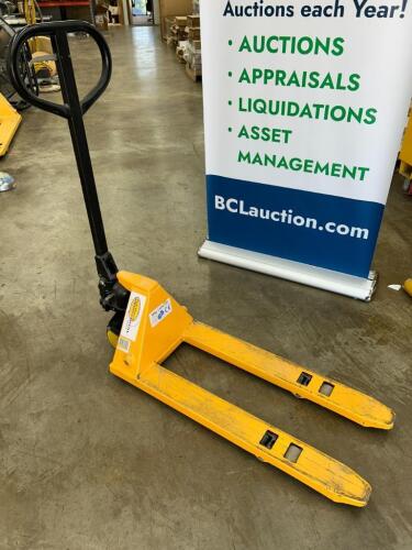 2 TON NARROW FORK LIFT.