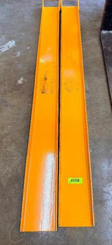 PAIR OF STEEL LOADING FORK LIFT EXTENSIONS
