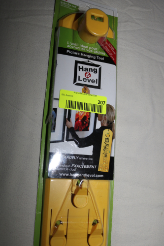 HANG AND LEVEL PICTURE HANGING TOOL