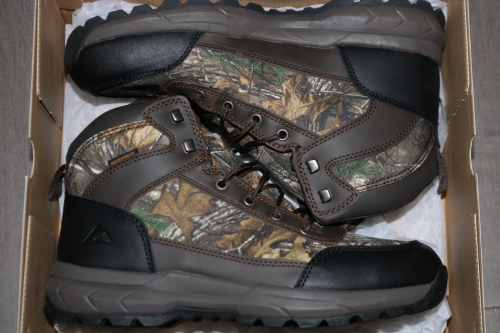 OZARK TRAIL MENS CAMOUFLAGE HIKING / TRAIL BOOTS