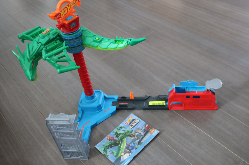 HOT WHEELS CITY AIR ATTACK ROBO DRAGON PLAYSET