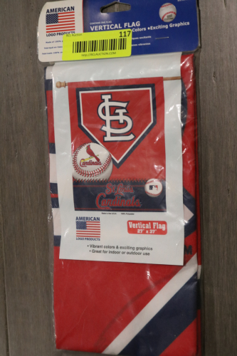 ST LOUIS CARDINALS VERTICAL FLAG 27IN X 37IN