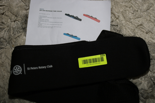 NEOPRENE SIX CAN INSULATED TUBE COOLER