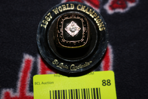 ST LOUIS CARDINALS 1967 WORLD CHAMPIONS WORLD SERIES RING REPLICA
