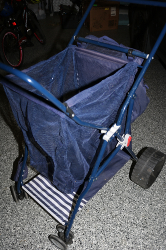 ROLLING COLLAPSIBLE BEACH CART