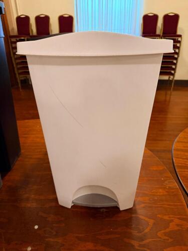 (2) PLASTIC FOOT PEDAL TRASH CANS