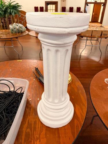 SMALL WHITE COMPOSITE COLUMN PLANT STAND.
