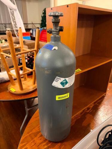 CO2 TANK