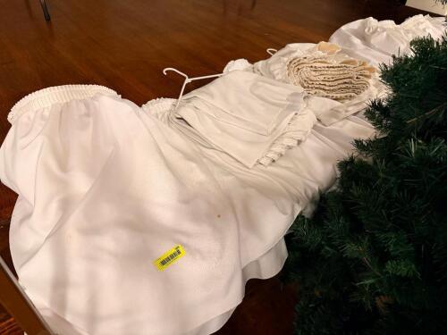 (1) LOT OF BLACK AND WHITE 8' LONG BANQUET TABLE SKIRTS.