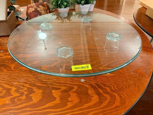 LARGE GLASS CAKE STAND.