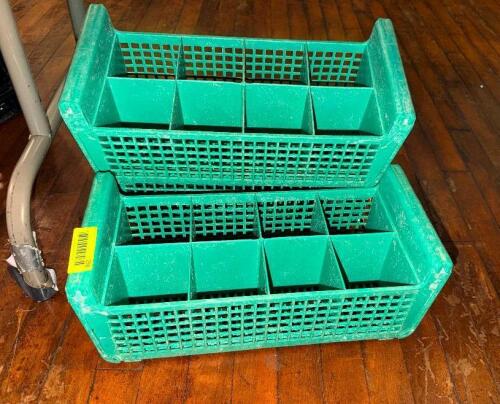 (3) GREEN PLASTIC SILVERWARE CADDYS