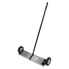 (1) HEAVY DUTY MAGNETIC FLOOR SWEEPER