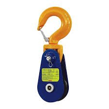 (1) LIGHT SNATCH BLOCK WITH HOOK