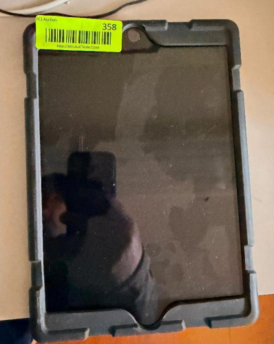 TABLET W/ PROTECTIVE COVER.