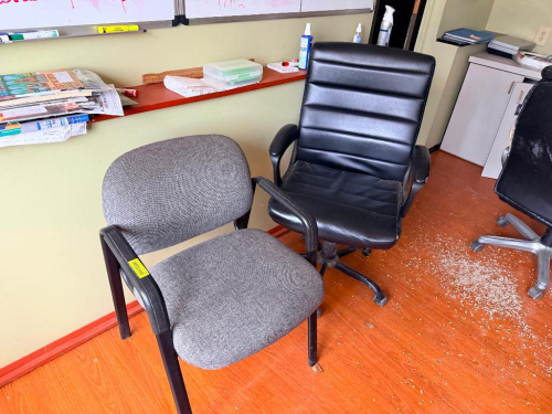 (3) OFFICE CHAIRS.