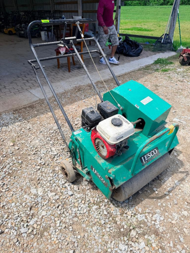 LESCO WALK-BEHIND TURF AERATOR / POWER RAKE