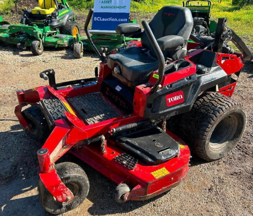 TORO ZERO TURN RIDING MOWER, HYDROSTATIC DRIVE, SIDE DISCHARGE, COMMERCIAL DUTY