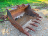 36" HEAVY DUTY EXCAVATOR DIGGING BUCKET WITH PIN-ON MOUNT, 6-TOOTH CONFIGURATION. - 2