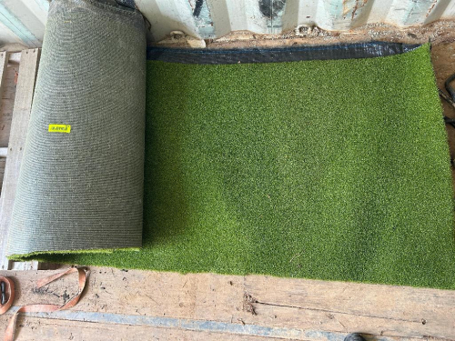 (1) ROLL OF TURF
