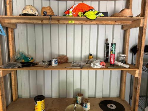 (1) LOT OF ASSORTED ITEMS ON SHELF