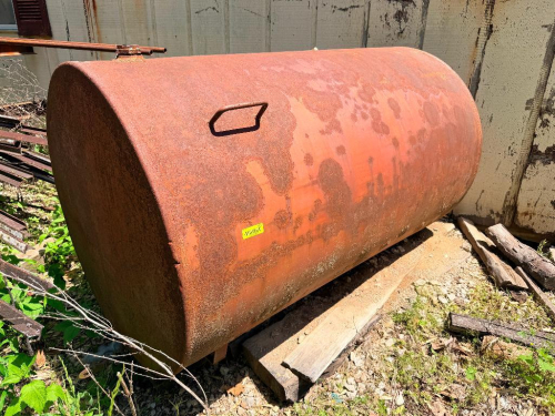 300 GALLON METAL OIL / FUEL TANK ( EMPTY )