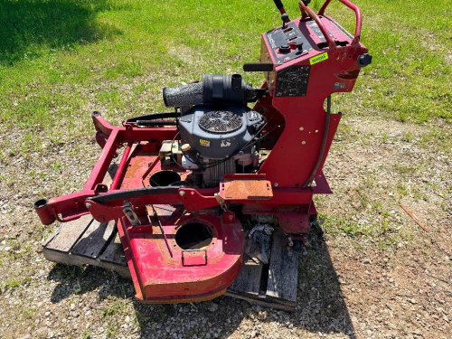 TORO GRANDSTAND COMMERCIAL STAND-ON MOWER ( MISSING PARTS / NOT WORKING )