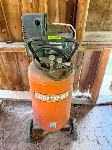CRAFTSMAN PORTABLE AIR COMPRESSOR