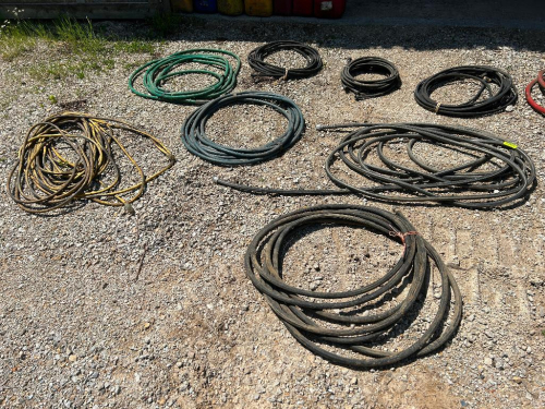 (1) LARGE LOT OF ASSORTED HOSES