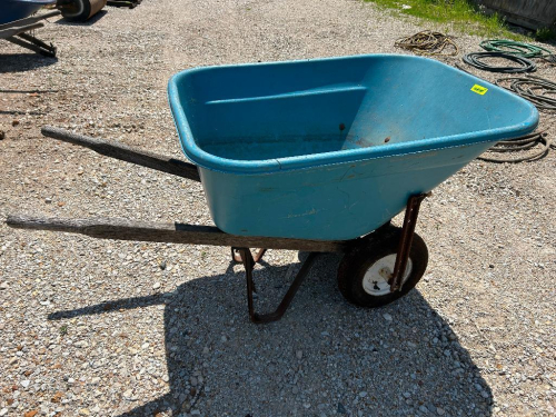 (1) BLUE WHEEL BARRAL